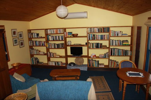 Candlebark Retreat - Accommodation Yamba 6