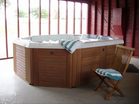 Lochinver Farm Homestead And Cottages - Accommodation Yamba 8