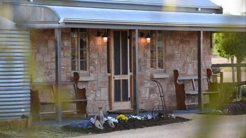 Riverline Cottage - Accommodation Yamba 0