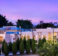 Shangri La Gardens Motel and Function Centre - Accommodation Yamba