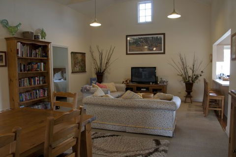 Wood Duck Cottages - Accommodation Yamba 4