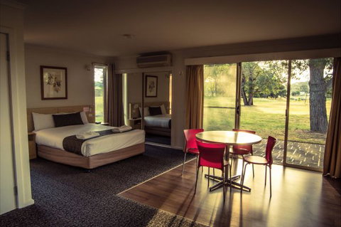 Yowani Country Club - Accommodation Yamba 0