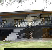 192 Page Drive Blanchetown -River Shack Rentals - Accommodation Yamba