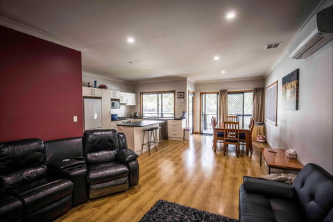 192 Page Drive Blanchetown -River Shack Rentals - Accommodation Yamba 5