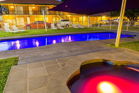 Advance Motel - Accommodation Yamba 0