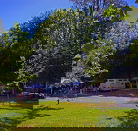 Ardern's Caravan Park Myrtleford - Accommodation Yamba