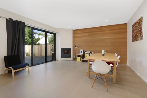 Divine - Accommodation Yamba 5