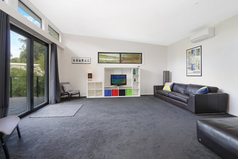 Divine - Accommodation Yamba 9