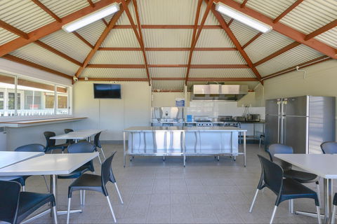 NRMA Sydney Lakeside Holiday Park - Accommodation Yamba 7