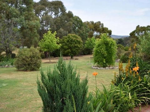 Serena Cottages - Accommodation Yamba 3