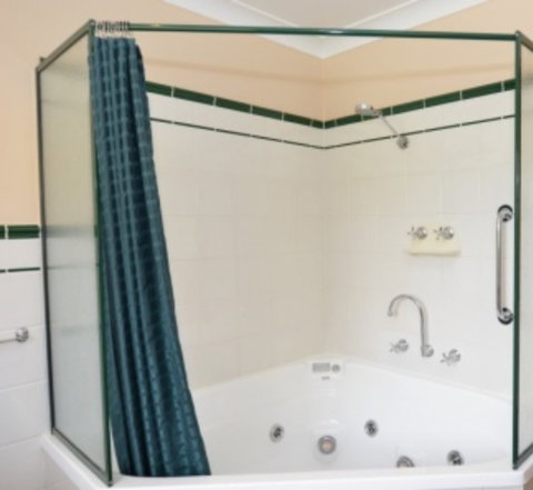 Serena Cottages - Accommodation Yamba 9