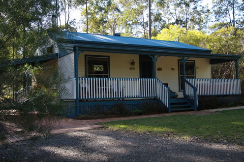 Telegraph Retreat Cottages - Accommodation Yamba 1