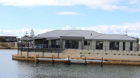 WA HomeStay - Accommodation Yamba 5