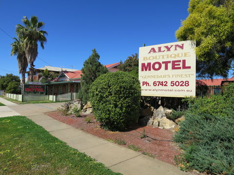 Alyn Motel - Accommodation Yamba 0