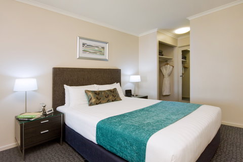 Pacific Suites Canberra - Accommodation Yamba 6
