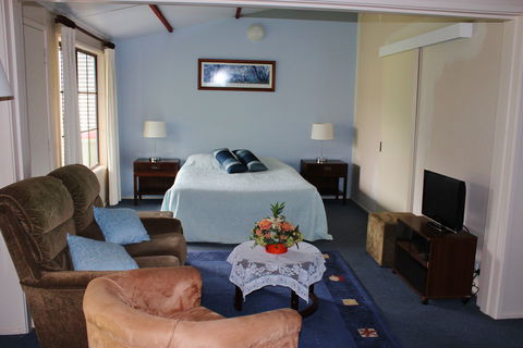 Dartmouth Motor Inn - Accommodation Yamba 1