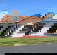 Gillian on Meylin - Accommodation Yamba