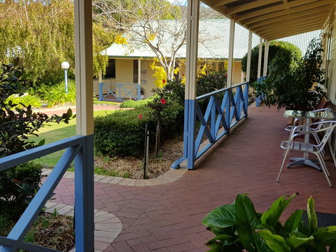 Park Avenue Holiday Units - Accommodation Yamba 2