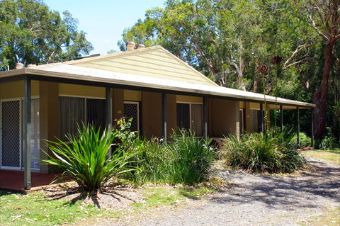 Port Stephens Treescape Camping And Accommodation - Accommodation Yamba 2
