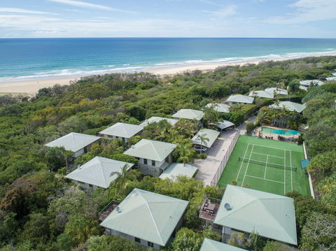The Retreat Beach Houses - Accommodation Yamba 2