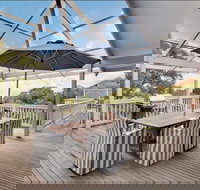 Views on Court - Accommodation Yamba