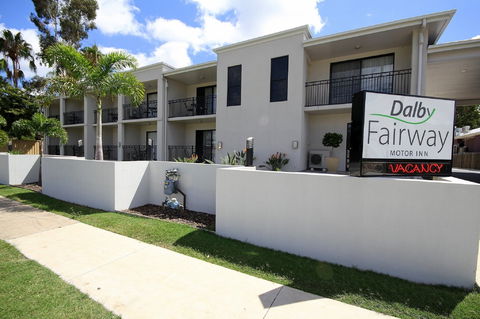 Dalby Fairway Motor Inn - Accommodation Yamba 0
