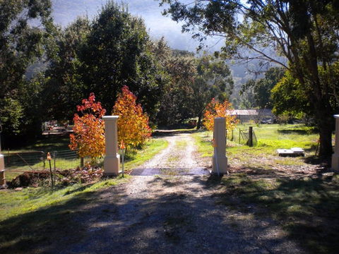 Hillview Oak Bed And Breakfast - Accommodation Yamba 0