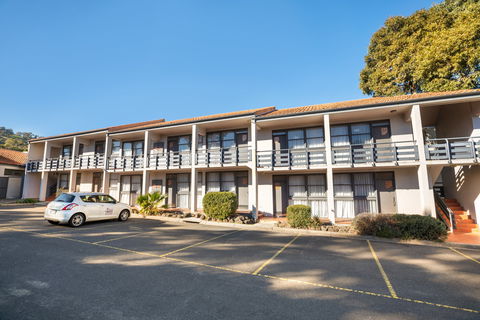Nightcap At Ferntree Gully Hotel - Accommodation Yamba 0