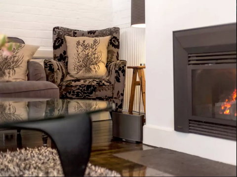 Old Bishop's Quarters - Accommodation Yamba 2