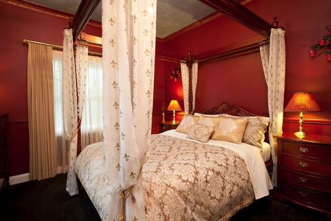 Strawberry Patch Cottage - Accommodation Yamba 2