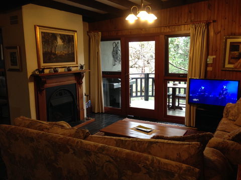 Studio Cottages Romantic Hideaway - Accommodation Yamba 2