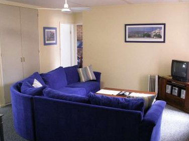 Westwood Motor Inn - Accommodation Yamba 0