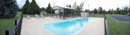 Armidale Acres Motor Inn - Accommodation Yamba 0