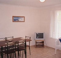 JJ's Holiday Cottages - Butler Street - Accommodation Yamba