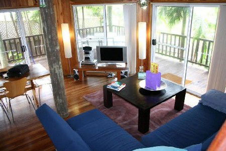 Arrawarra Lodge - Accommodation Yamba 1