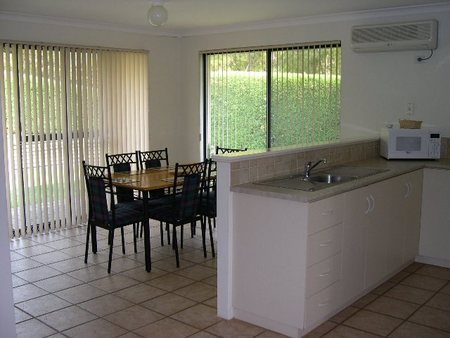 Walpole Bayside Villas - Accommodation Yamba 3