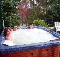 Falls Retreat Bed And Breakfast - Accommodation Yamba