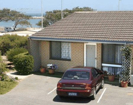 Port Denison Holiday Units - Accommodation Yamba