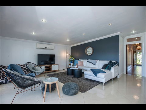 63 The Residence - Accommodation Yamba 1
