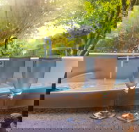 Adelaide Hills Retreats - The Nest - Accommodation Yamba