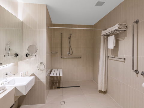 Best Western Plus Hotel Diana - Accommodation Yamba 2