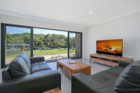 Bright Away - Accommodation Yamba 0