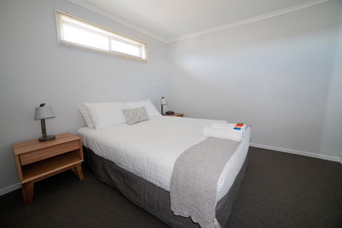 Bridport Beach Cottages - Accommodation Yamba 2