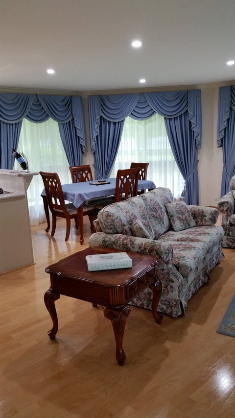 Carolynnes Cottages - Blue Wren Cottage - Accommodation Yamba 2