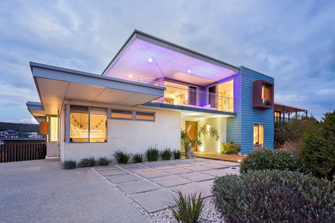 Fragrant Harbour - Accommodation Yamba 0