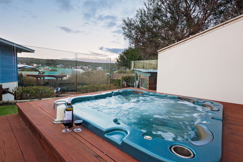 Fragrant Harbour - Accommodation Yamba 1