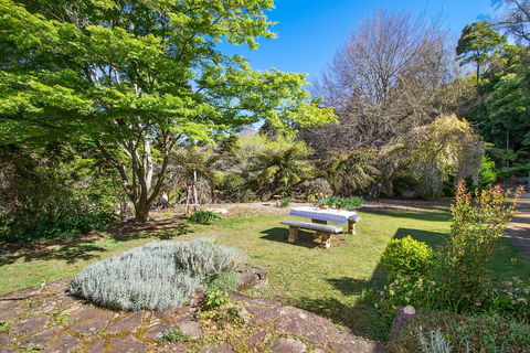 Gowan Ross Cottage - Accommodation Yamba 0