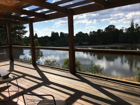 The Lakehouse Beechworth - Accommodation Yamba 0