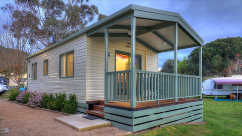 Beechworth Lake Sambell Caravan Park - Accommodation Yamba 1