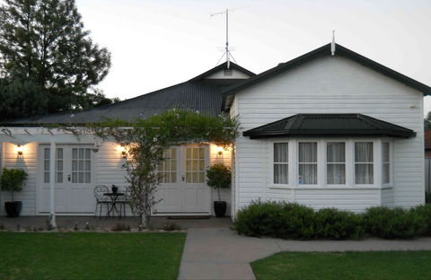 BJs Short Stay Apartments - Accommodation Yamba 1